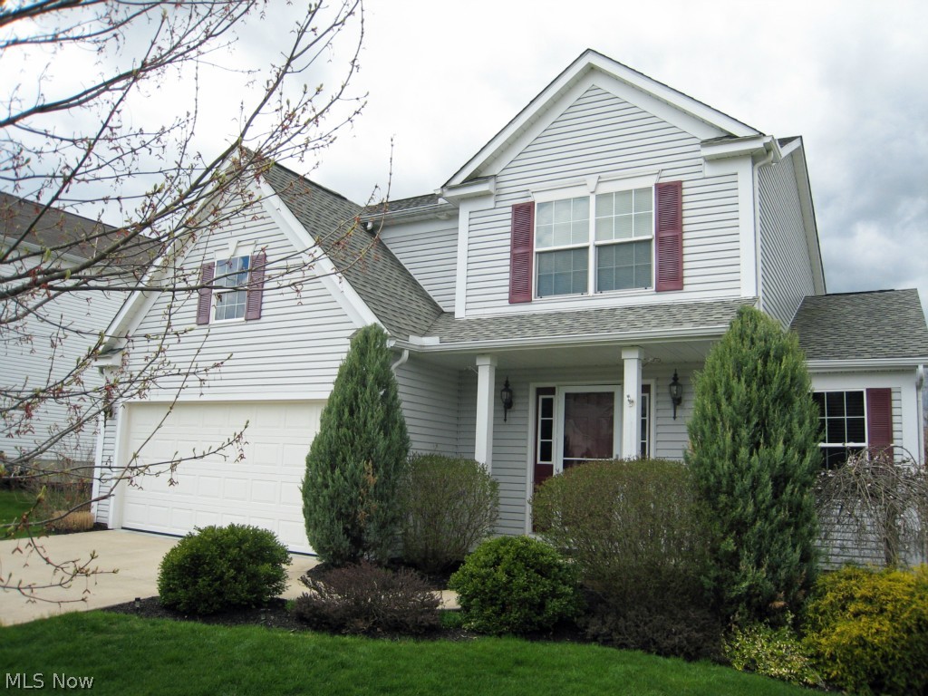 Better than new, completely move in ready! This home features a fabulous kitchen with granite counter-tops and pantry, spacious great room, formal dinning room or sitting room, first floor laundry. Oak trim and oak doors throughout, spacious master suite with vaulted ceiling, walk -in closet and exceptional master bath. Hang out in the finished rec room or relax on the large deck enjoying your private backyard surrounded by a maintenance free vinyl privacy fence. This house is a must see! Don't miss out, schedule your showing today! No smoking, seller may accept certain pets on a case by case basis.