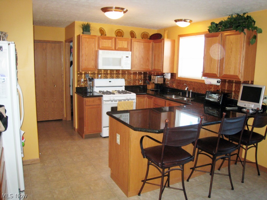 Hidden Lake Estates - Residential Lease