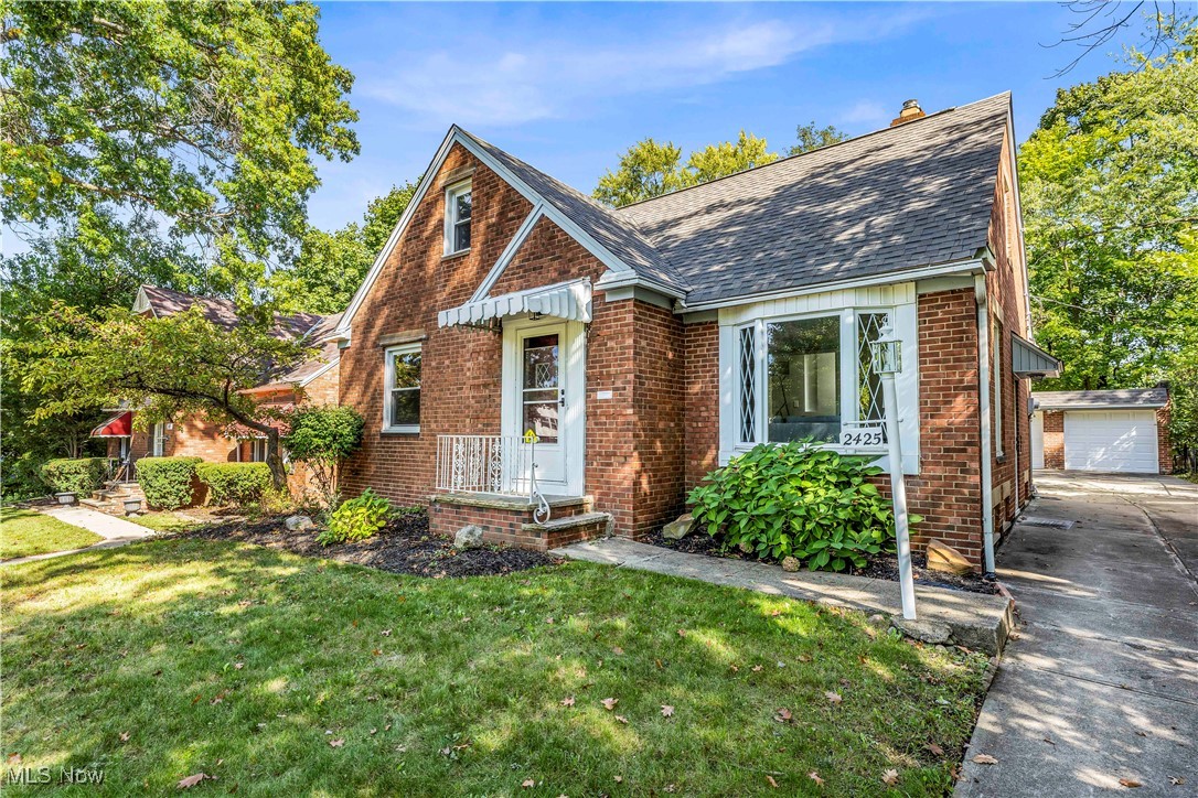 Shaker Lakes 03 - Residential