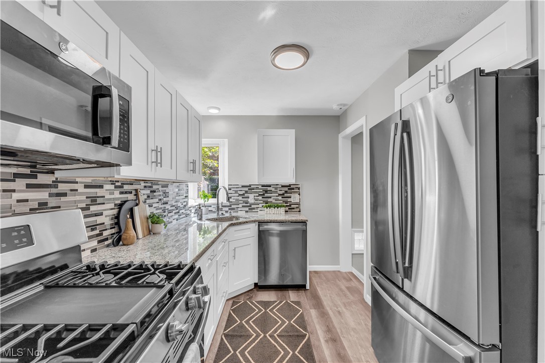 Shaker Lakes 03 - Residential