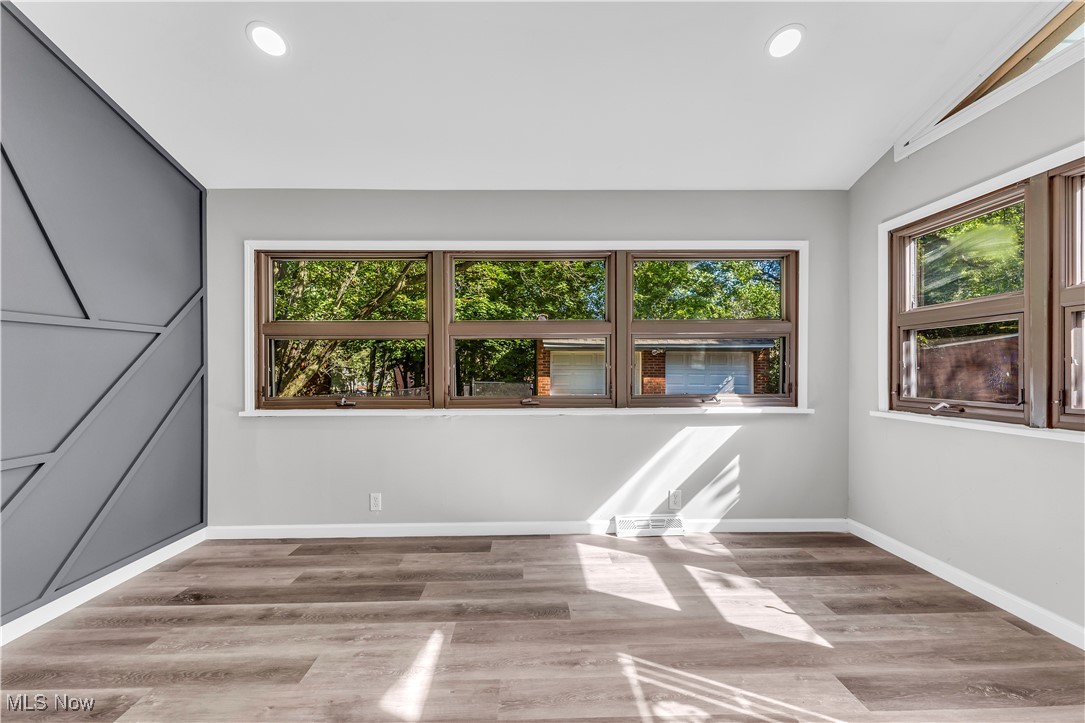 Shaker Lakes 03 - Residential