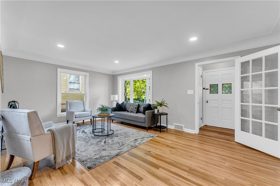 Shaker Lakes 03 - Residential