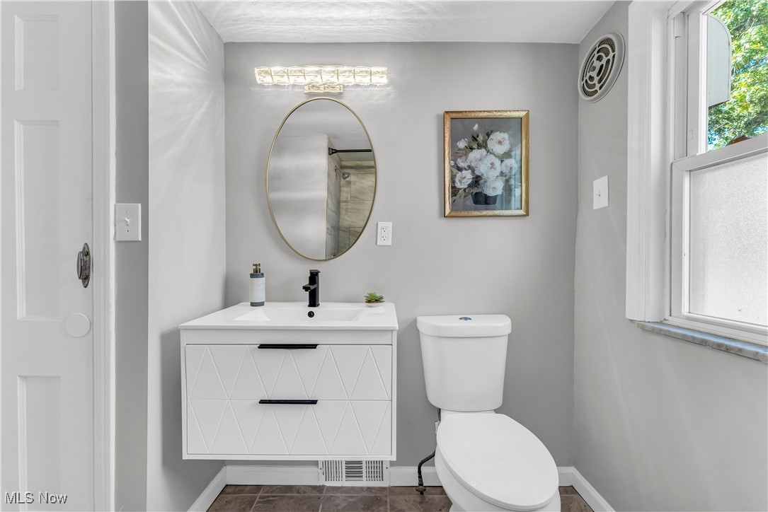 Shaker Lakes 03 - Residential