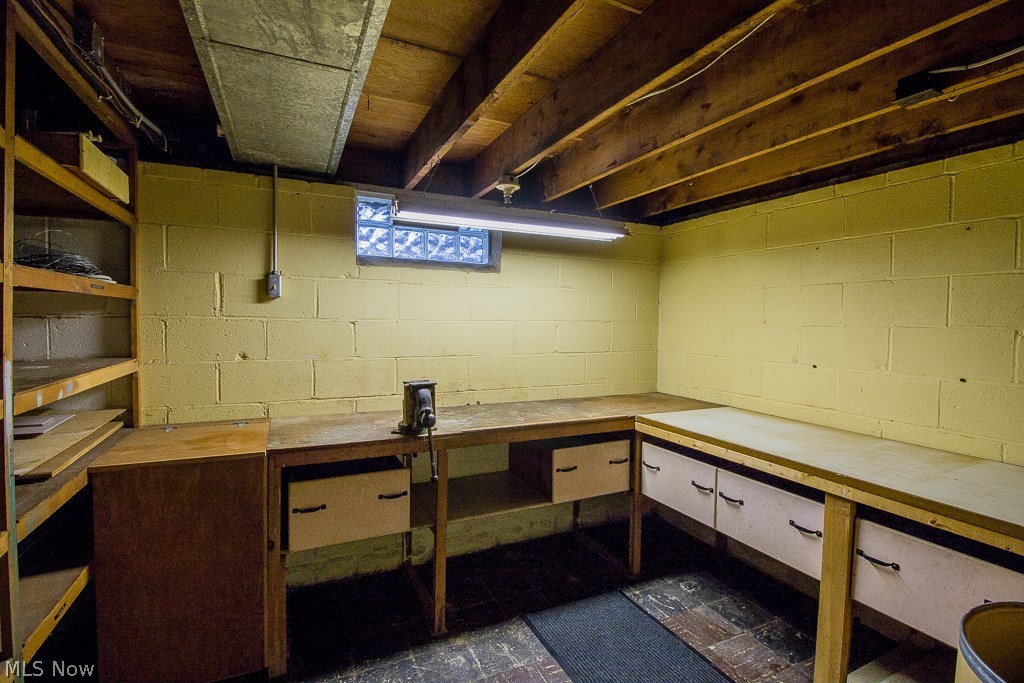 Haldane Construction Co 01 - Residential