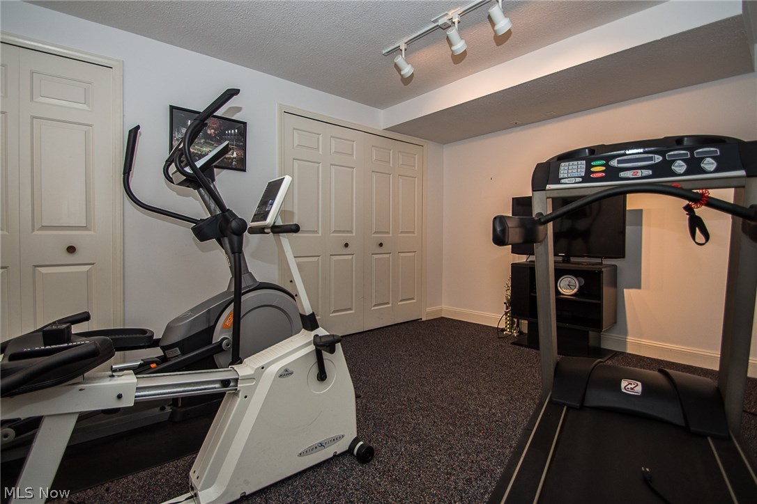 Canyon Lakes - Residential