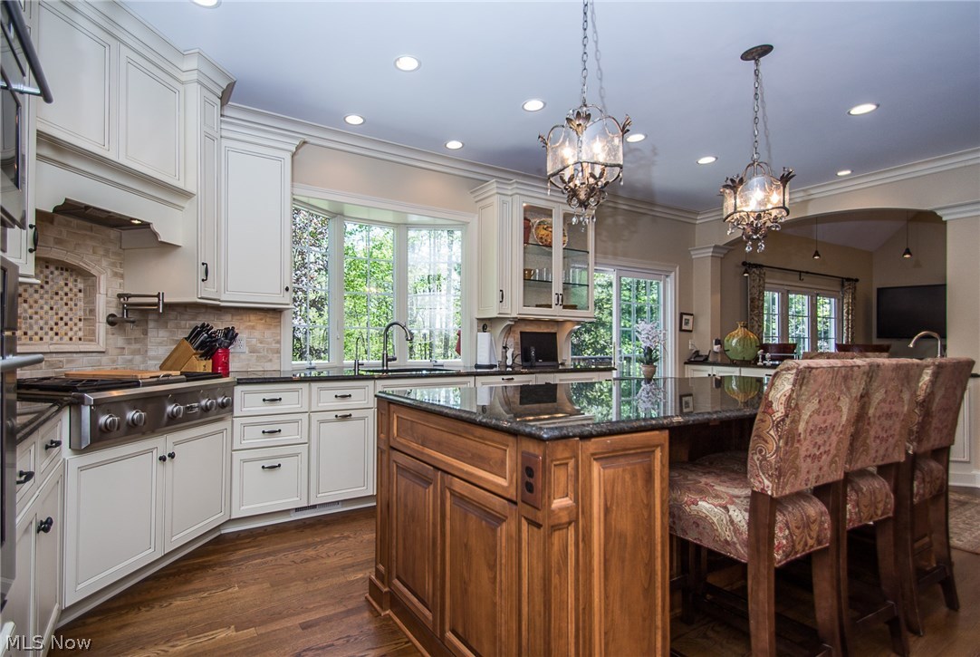 Canyon Lakes - Residential