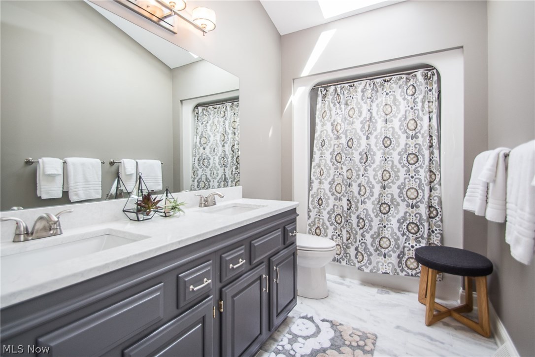 Canyon Lakes - Residential