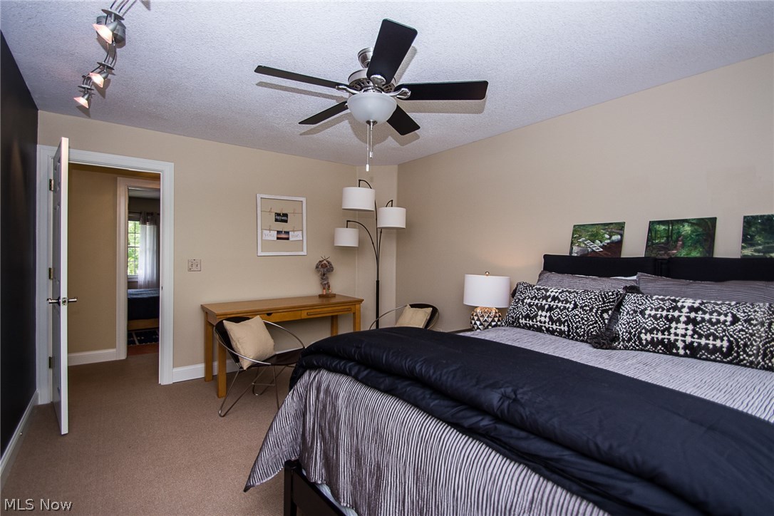 Canyon Lakes - Residential