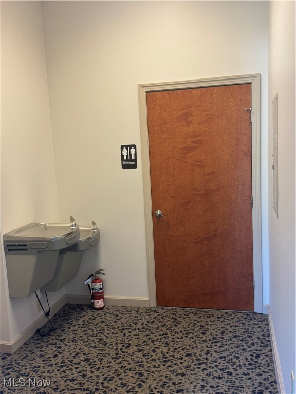 Arlington Waterloo Acres - Commercial Lease