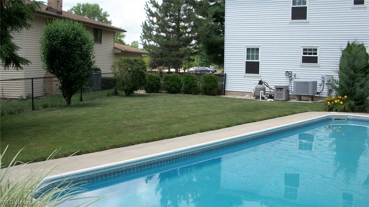 Hunting Meadows - Residential