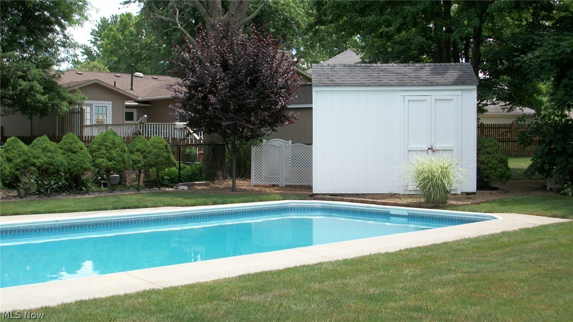 Hunting Meadows - Residential