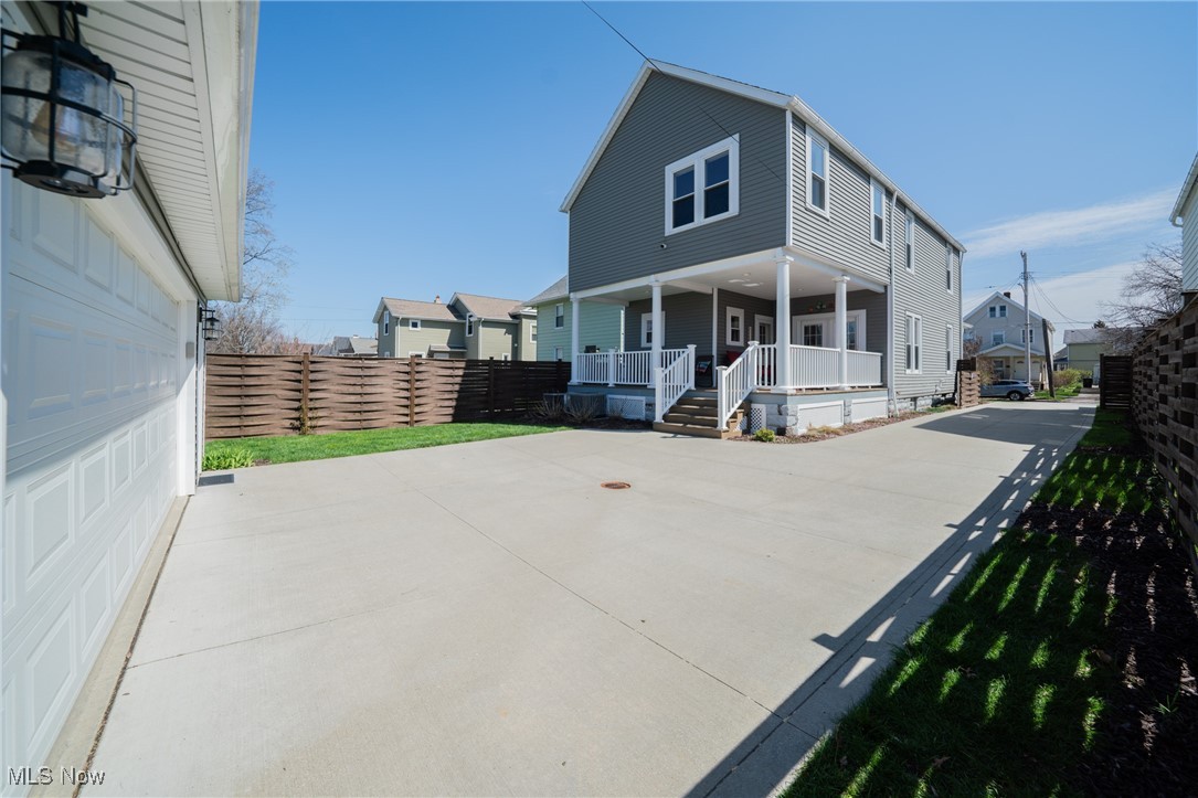 1490 Newman Avenue, Lakewood, Ohio image 34
