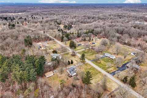 Tiny photo for 2829 Tibbetts Wick Road, Hubbard, OH 44425 (MLS # 5190621)