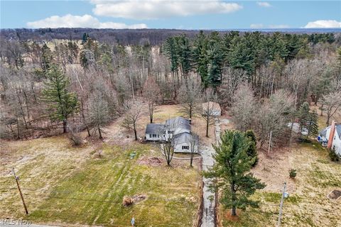 Tiny photo for 2829 Tibbetts Wick Road, Hubbard, OH 44425 (MLS # 5190621)