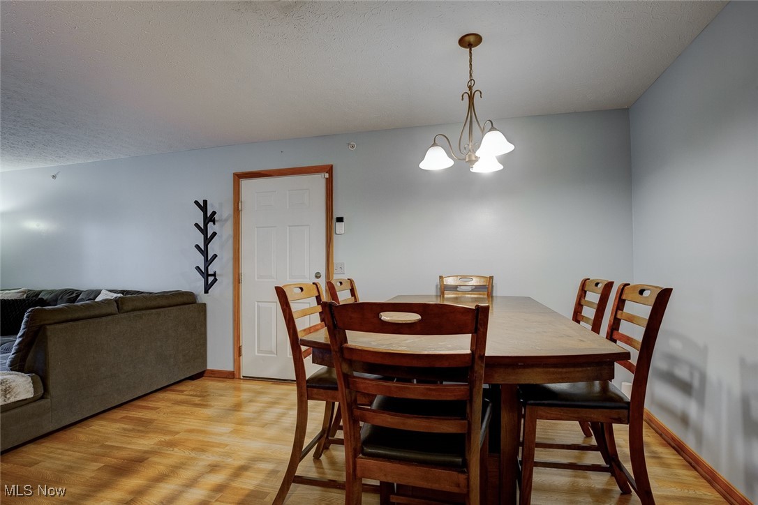 1255 Lauren Crest Street, Hartville, Ohio image 7