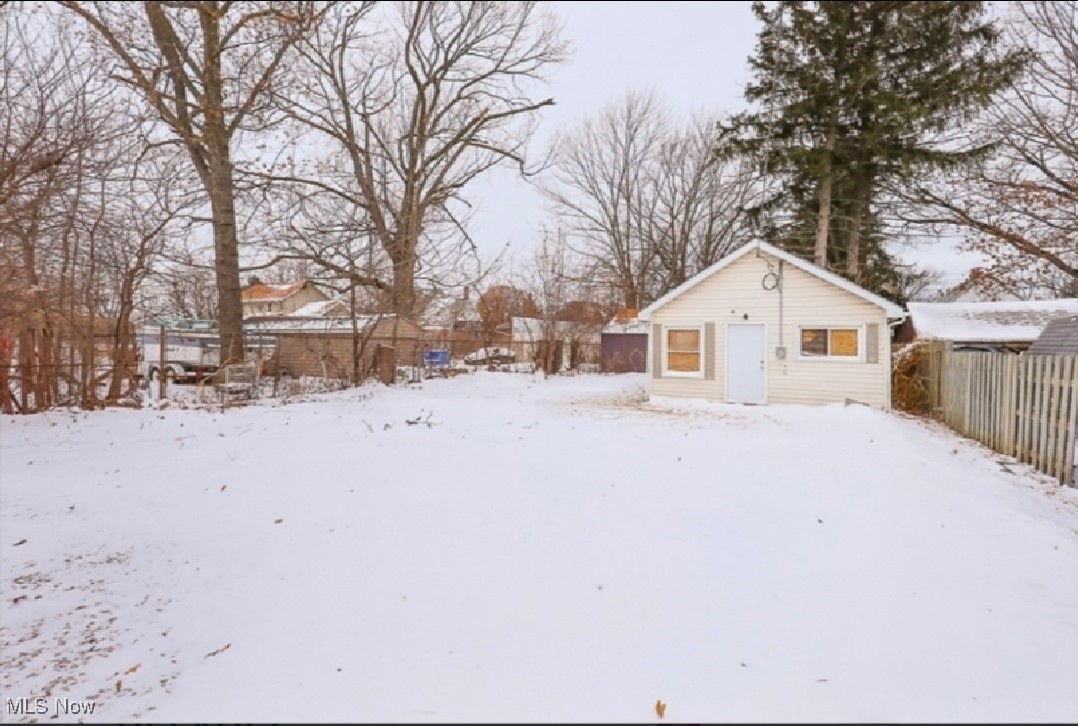 10904 Dixon Road
