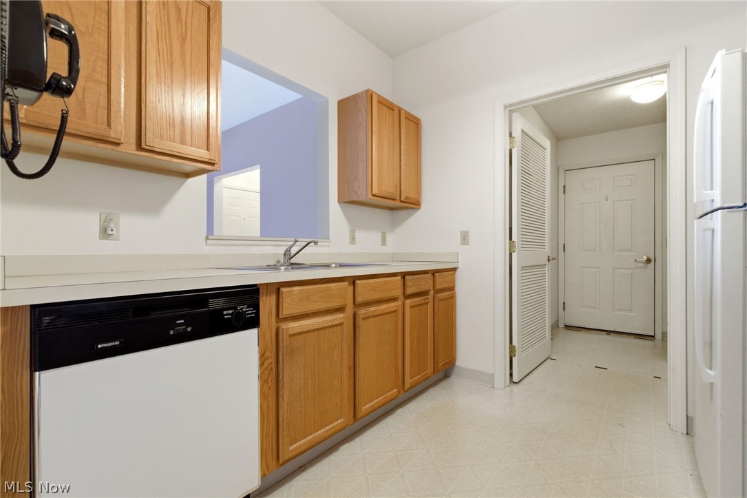 Hickory Ridge Condo II - Residential