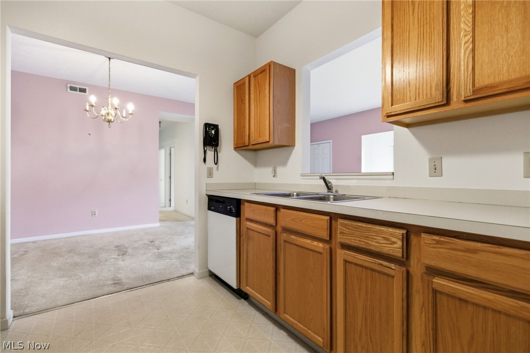 Hickory Ridge Condo II - Residential