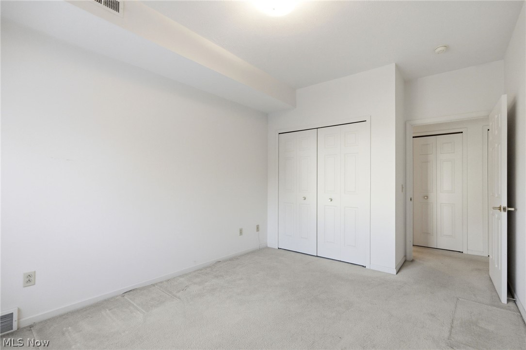 Hickory Ridge Condo II - Residential