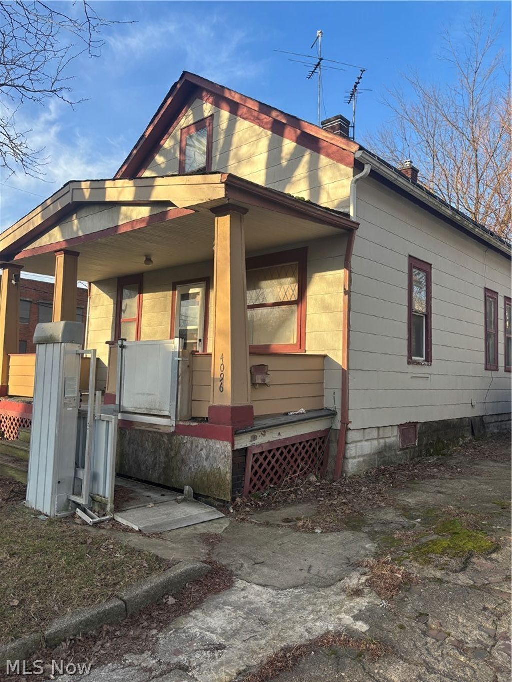 Photo of 4096 E 66th Street, Cleveland, OH 44105 (MLS # 5191952)