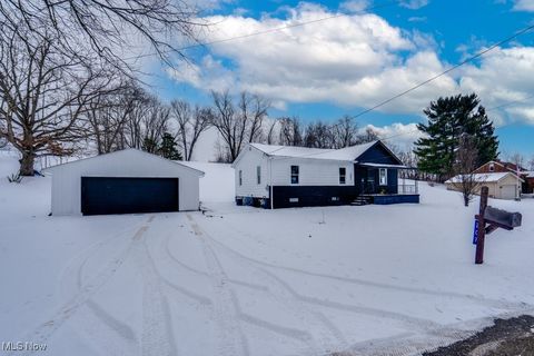 Photo of 207 51st Street SW, Canton, OH 44706 (MLS # 5179374)