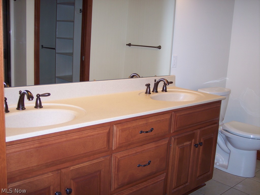 Andover Condos - Residential