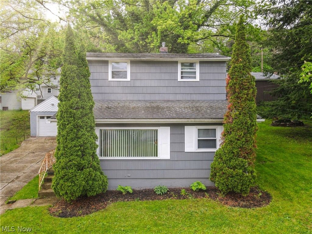 Photo of 2574 South Street, Lakemore, OH 44250 (MLS # 5206904)