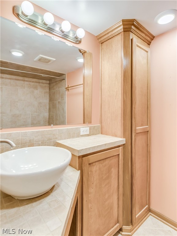 Heslop Valley Heights - Residential