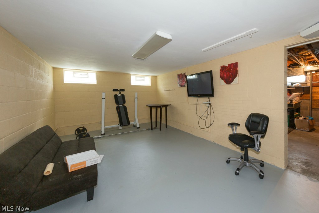 Crestmore - Residential