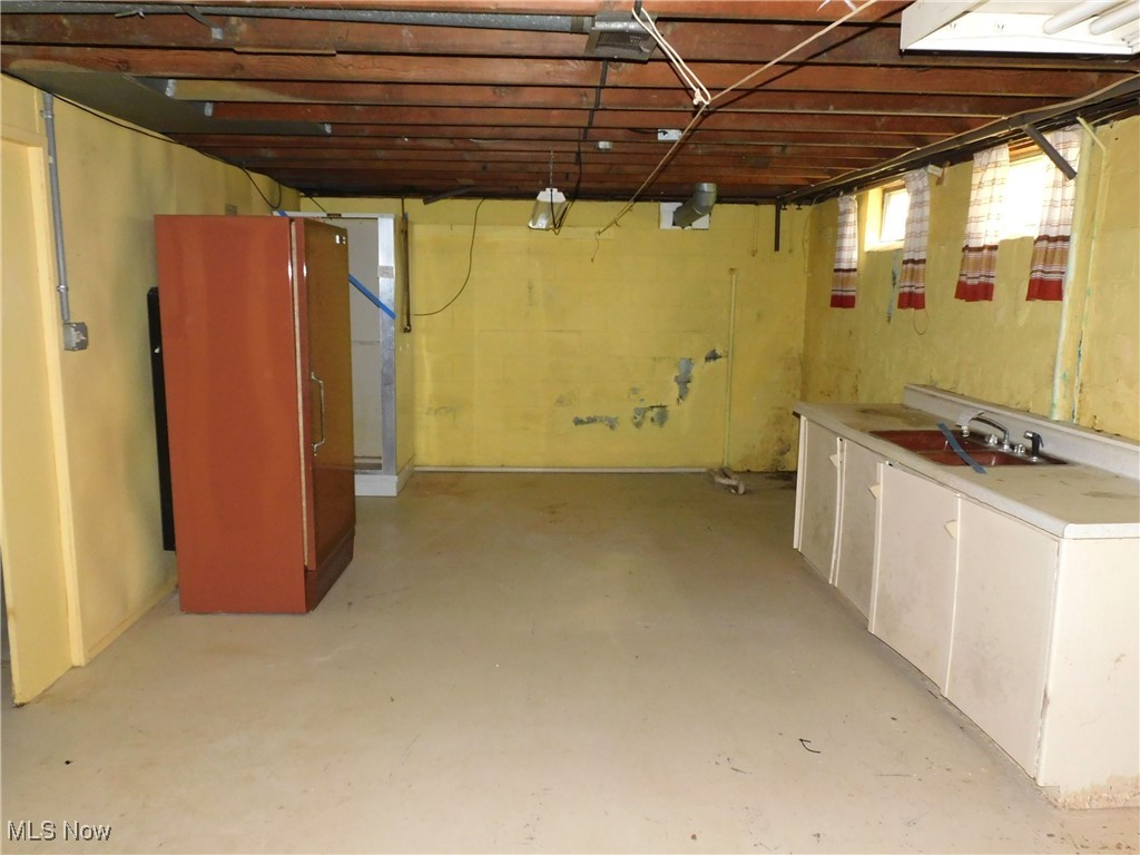 2684 Burlingham Drive, Ashtabula, Ohio image 24