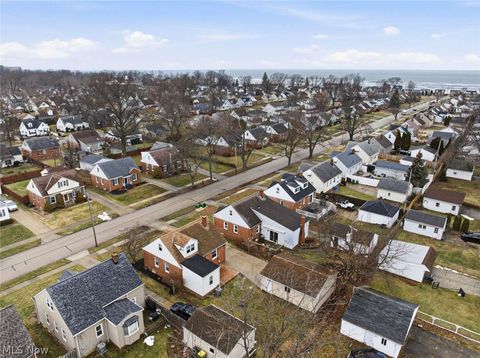 Tiny photo for 325 E 327th Street, Willowick, OH 44095 (MLS # 5187888)