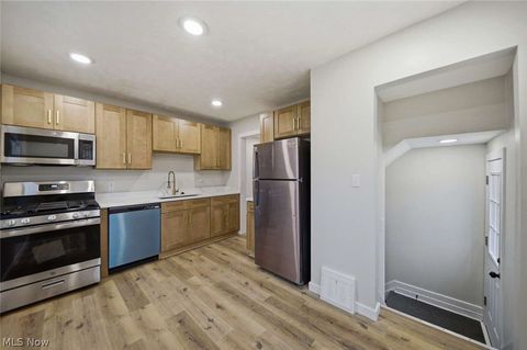 Tiny photo for 325 E 327th Street, Willowick, OH 44095 (MLS # 5187888)