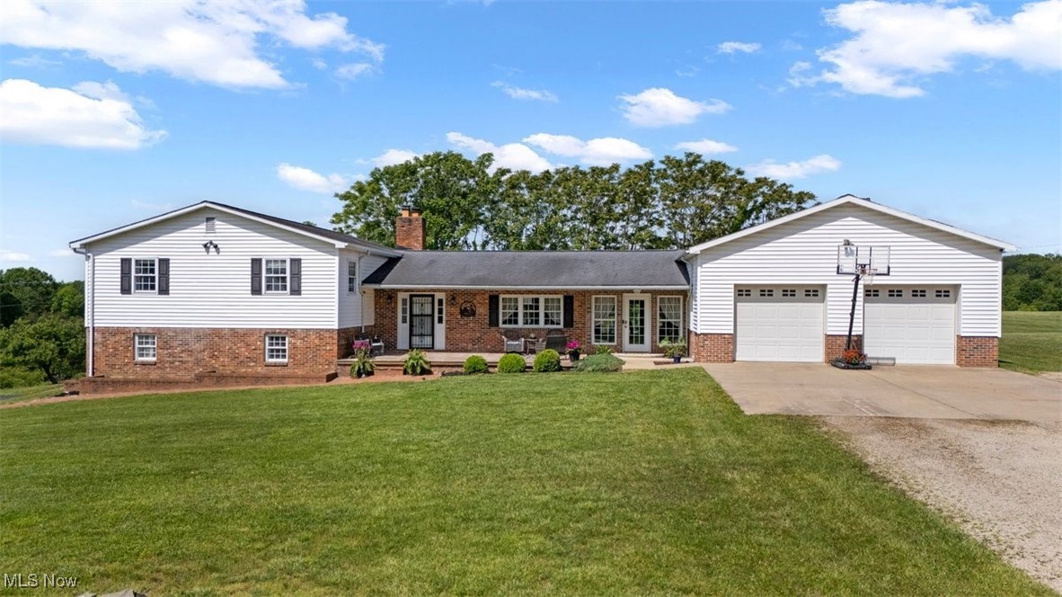 5595 N. Torch Road Rd, Coolville, Ohio image 1