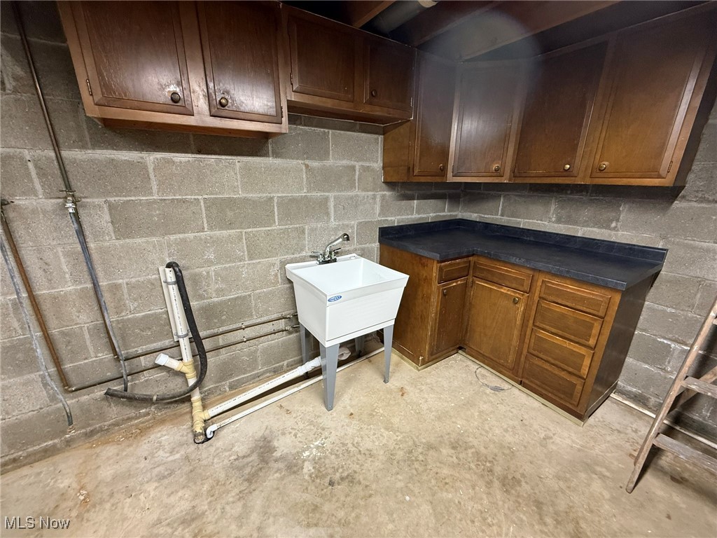 Rainsberger & Gilgens Allotmen - Residential Lease