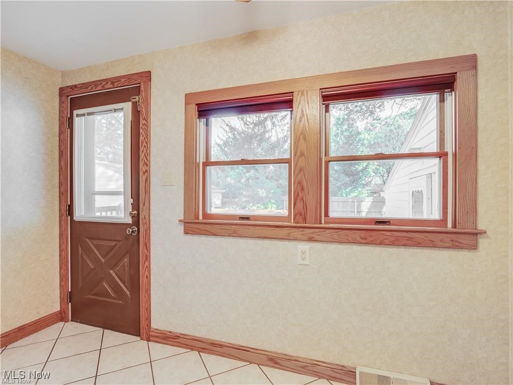 Cuyahoga Falls 02 - Residential Lease