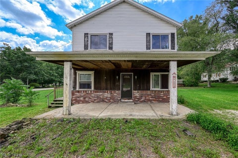 Homes For Sale - 9408 Tallmadge Road<br/> Diamond, OH 44412