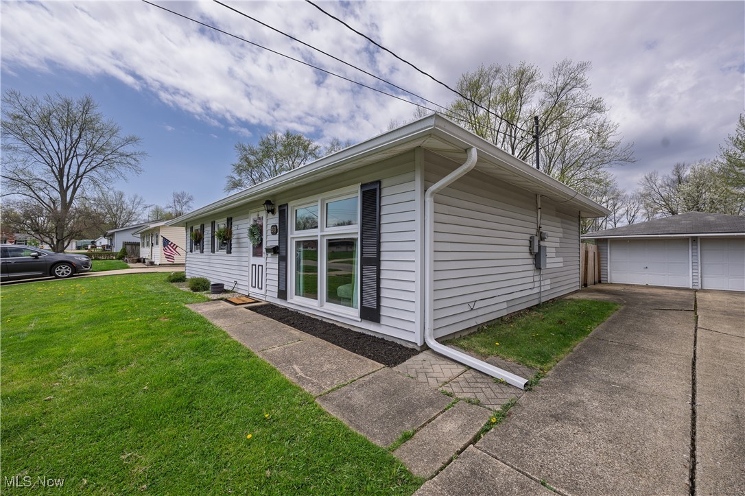 3351 Tanya Avenue, Warren, Ohio image 14