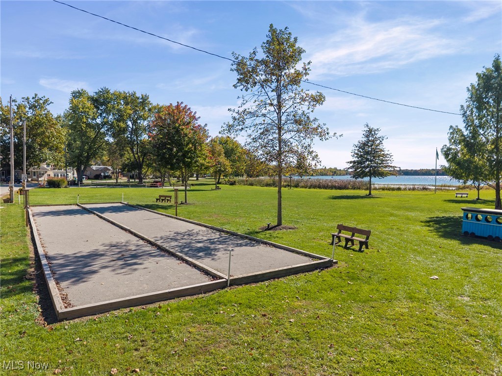 Briarwood Beach - Residential