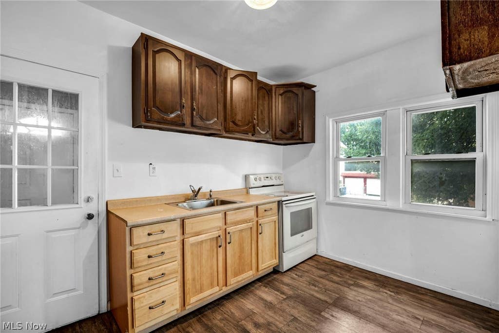 Photo of 8802 Denison Avenue, Cleveland, OH 44102 (MLS # 5225706)