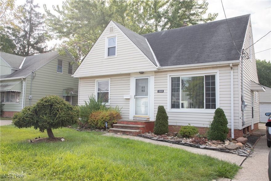 Welcome home to this cozy 3-bedroom, 1-bath home with great curb appeal and plenty of updates. Original hardwood
flooring welcomes you into the living room and continues throughout the two main floor bedrooms. The current
owners updated the bathroom with LVT flooring and a light fixture. The bright, eat-in kitchen was recently
updated over the past two years and features a newer gas stove, new countertops, flooring, sink, and a ceiling fan.
There are additional cabinets in one corner of the kitchen, with a lazy susan for easy access. It's also a great place for
your home coffee station! Upstairs, you'll find the third bedroom and open loft space, and gorgeous knotty pine floors.
Windows have been updated with vinyl windows throughout the home. Head outside and enjoy the deep backyard --
perfect for gatherings, relaxation or gardening (don't forget to check out the old garden space behind the garage!). The
backyard also has a stone area just waiting for a fire pit. Easy-to-maintain landscaping, including rock garden accents
and established shrubbery, keeps the exterior looking neat with minimal effort. The property also has security
equipment in the house -- ready for you if you're planning to have an alarm system.
Located close to schools, parks, shopping, and freeway access, this home is move-in ready and waiting for its next
owner!