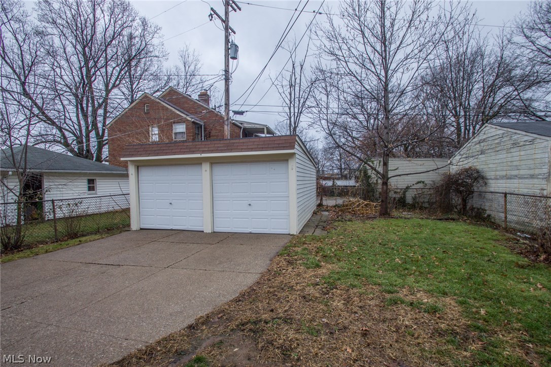 Lincoln Ave - Residential Income