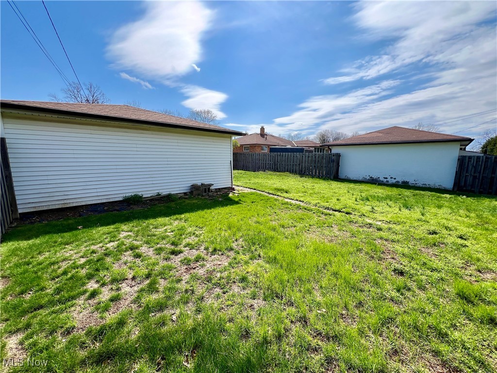 1410 Englewood Drive, Parma, Ohio image 30