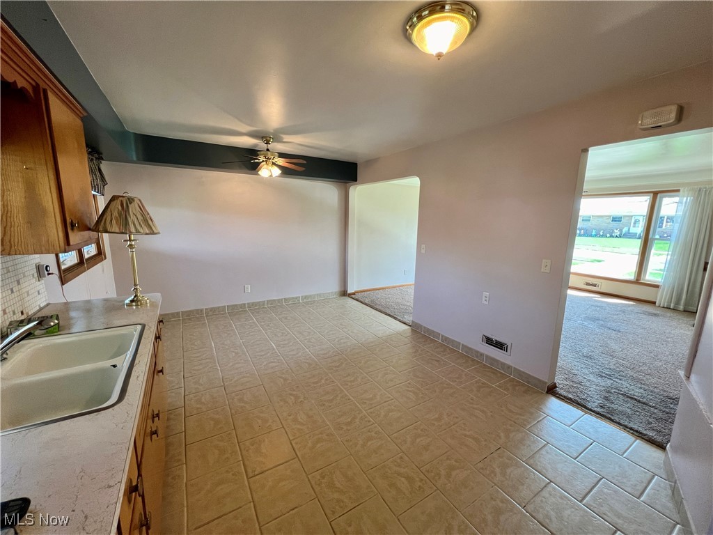 1410 Englewood Drive, Parma, Ohio image 7