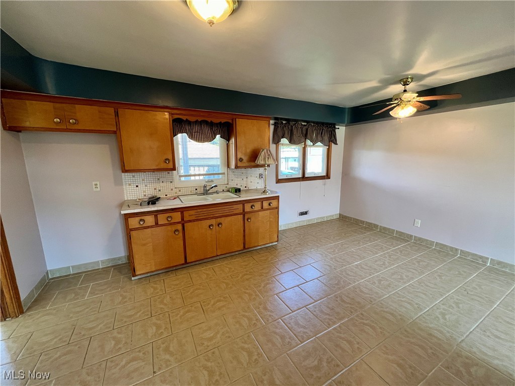 1410 Englewood Drive, Parma, Ohio image 8