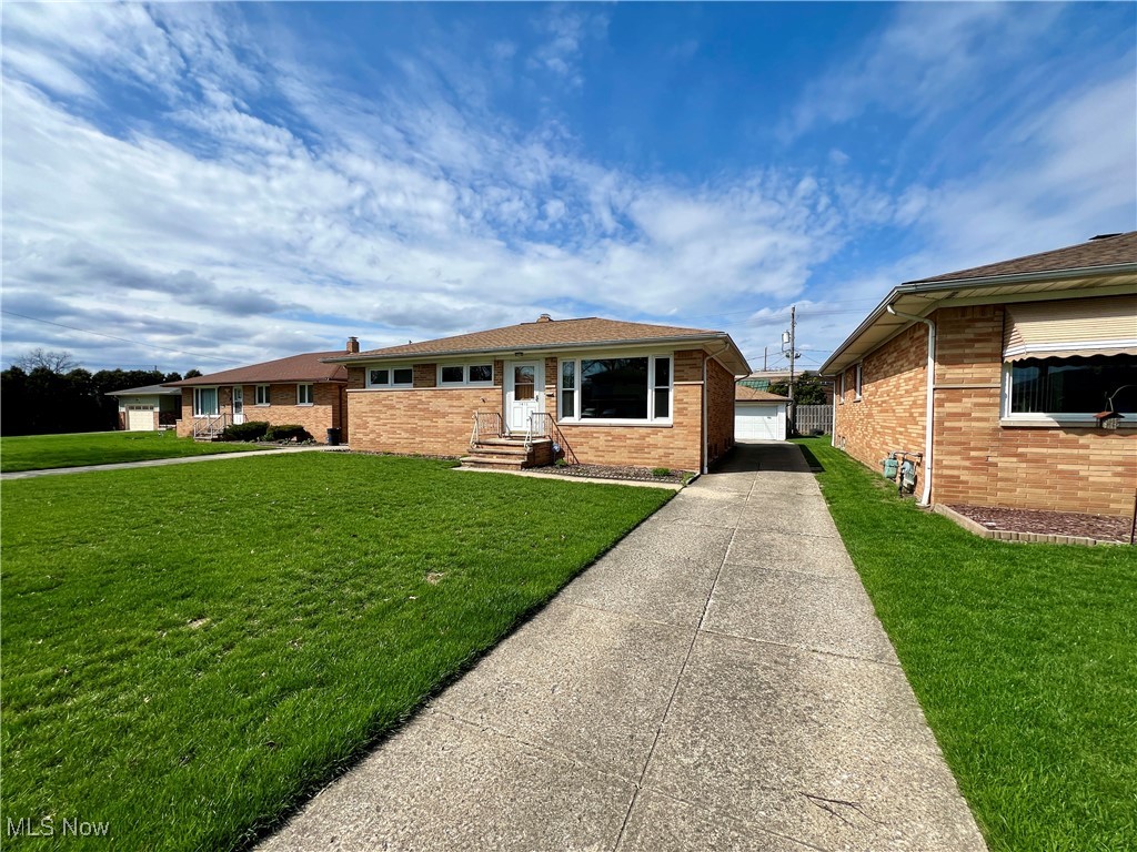 1410 Englewood Drive, Parma, Ohio image 33