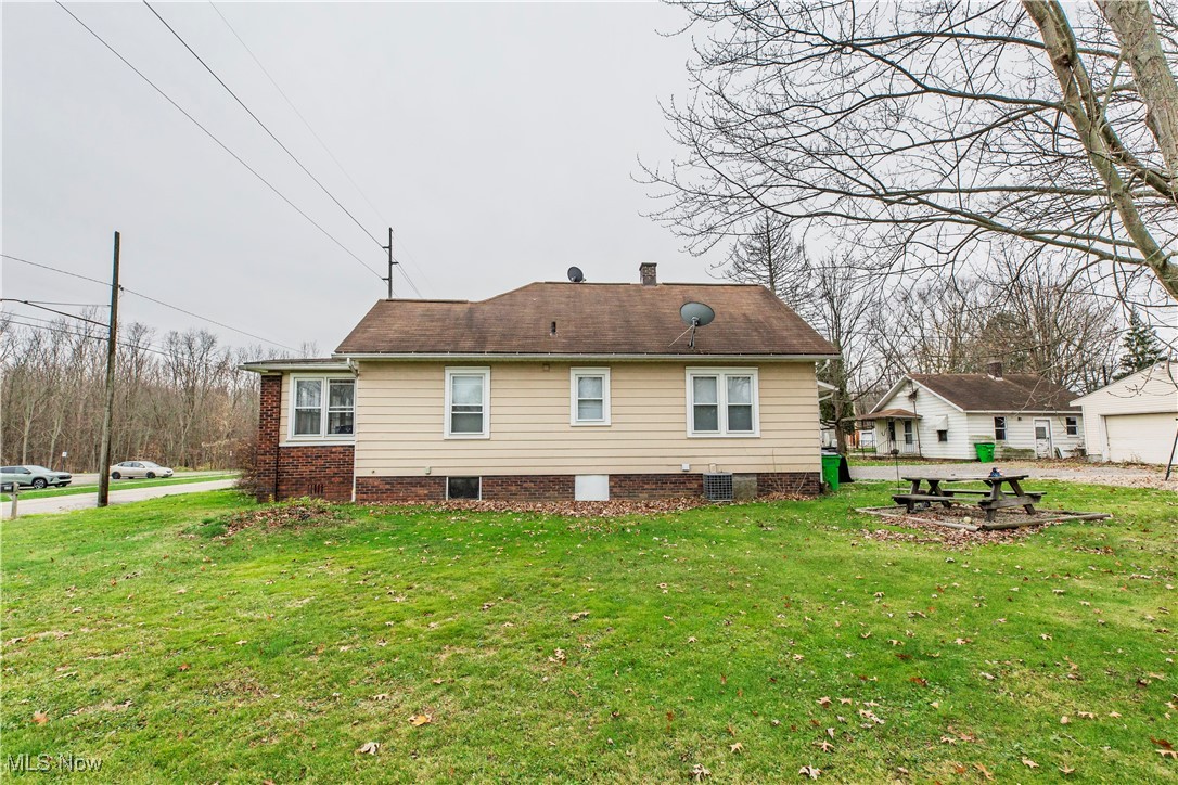 626 Johnson Avenue, Alliance, Ohio image 24