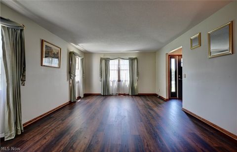 Tiny photo for 883 Basel Street, Sugarcreek, OH 44681 (MLS # 5210377)