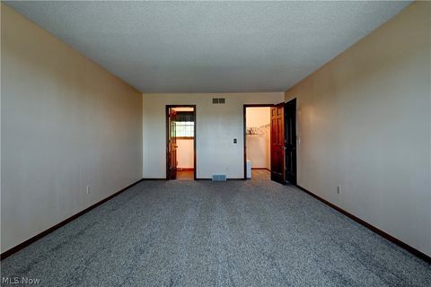 Tiny photo for 883 Basel Street, Sugarcreek, OH 44681 (MLS # 5210377)