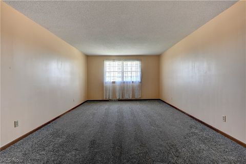Tiny photo for 883 Basel Street, Sugarcreek, OH 44681 (MLS # 5210377)