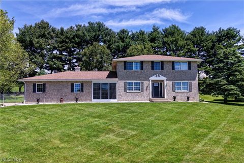 Photo of 883 Basel Street, Sugarcreek, OH 44681 (MLS # 5210377)